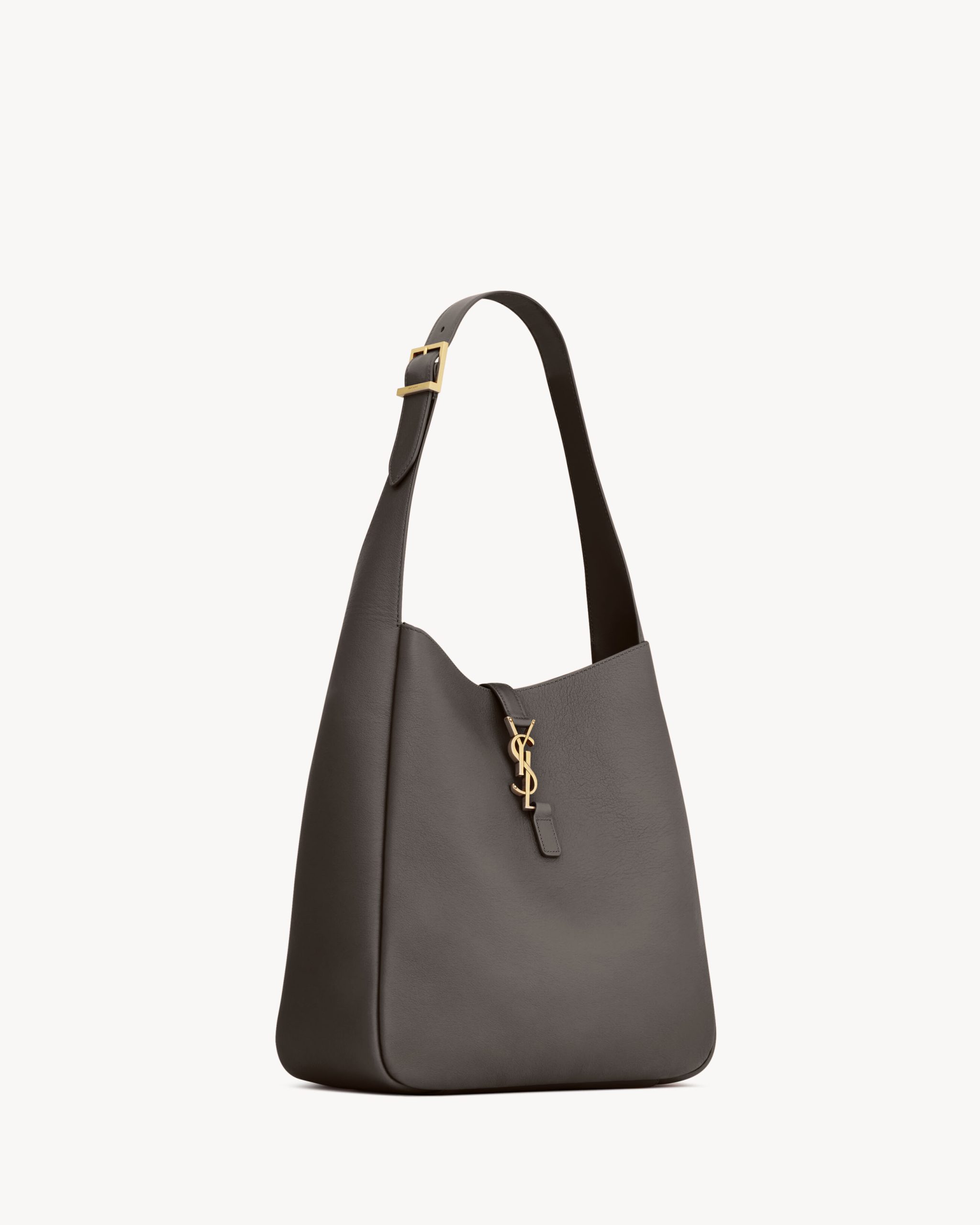 YSL LE 5 À 7 supple large in grained leather - Image 5